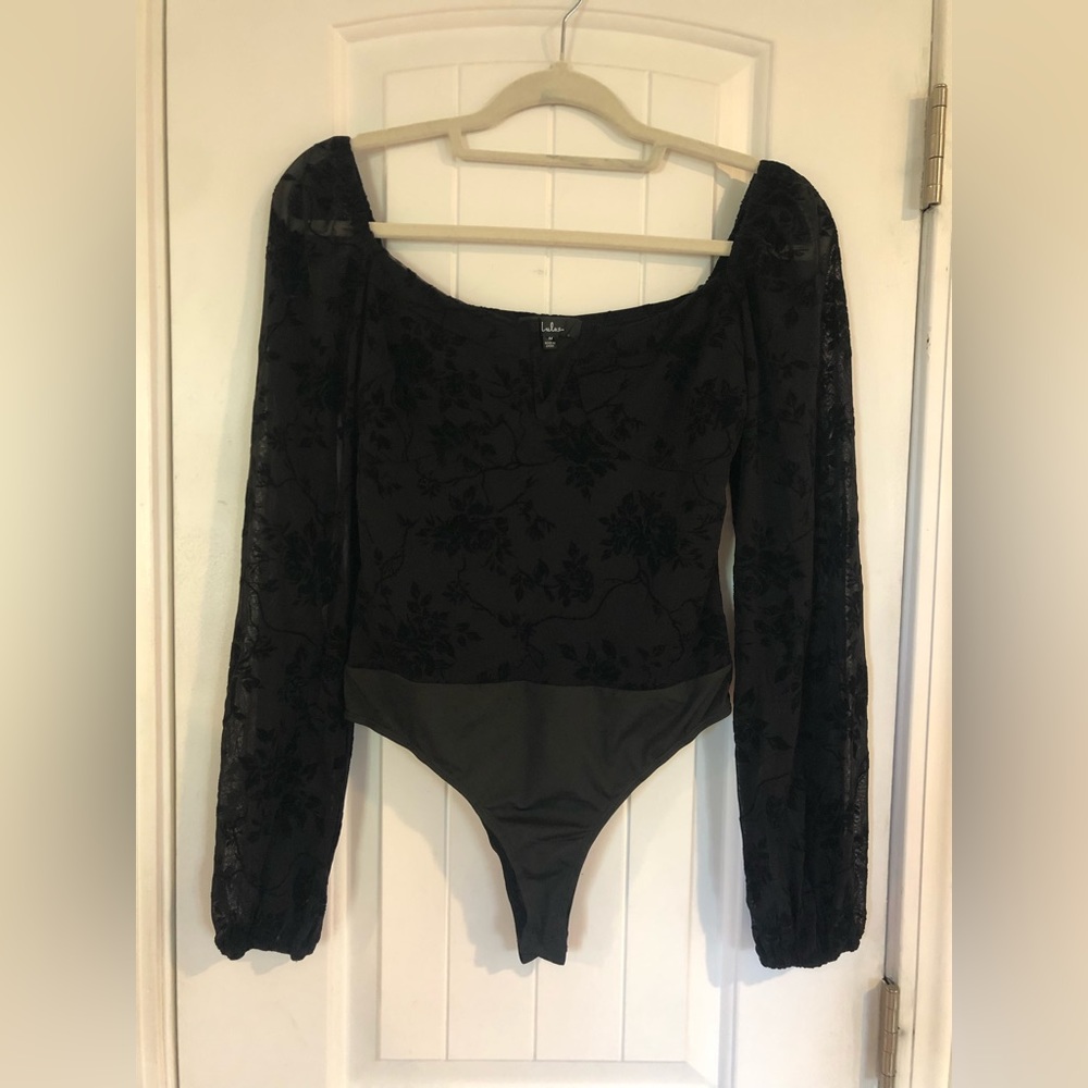 🎁 2 For $20 🎁 Lulu’s Black Lace Long Sleeve Bodysuit Size Medium